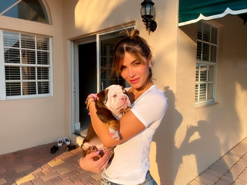 Happy family with their bulldog from Master Bulldogs Miami - Family 5